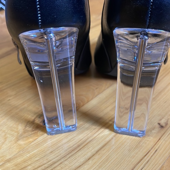 X2B Black Clear Heeled Bootie - Picture 4 of 4